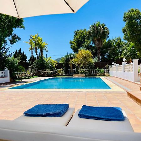 Villa Con Piscina Gigante Sant Francesc de s'Estany エクステリア 写真
