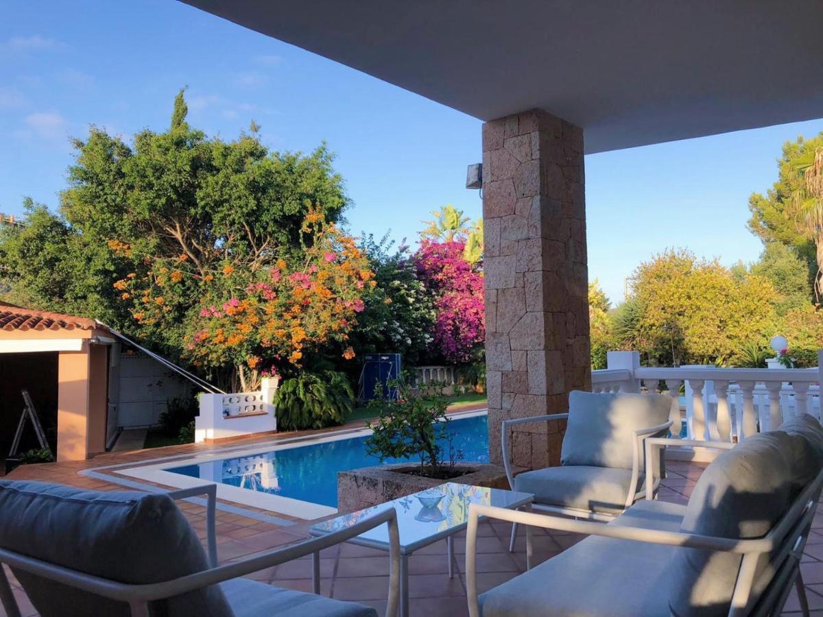 Villa Con Piscina Gigante Sant Francesc de s'Estany エクステリア 写真