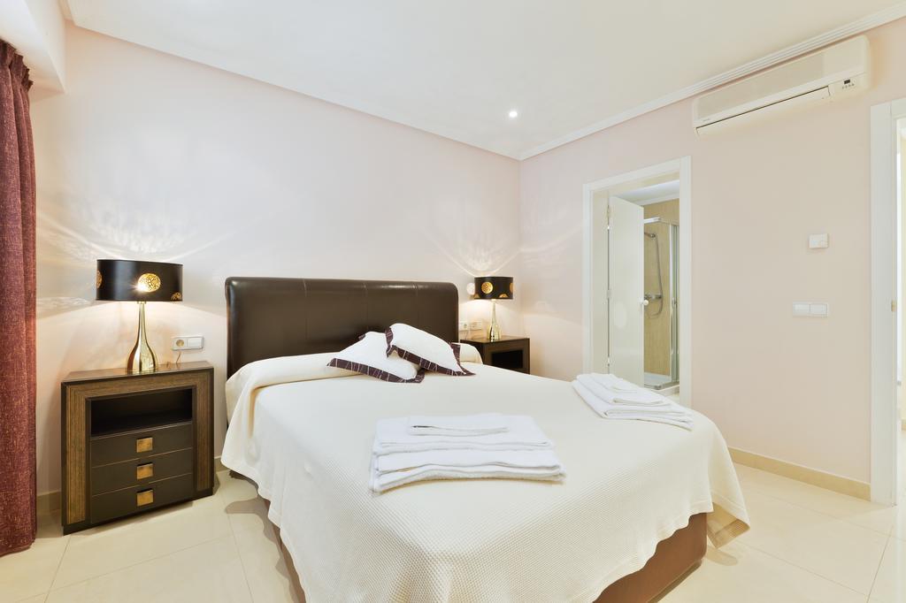 Villa Con Piscina Gigante Sant Francesc de s'Estany 部屋 写真