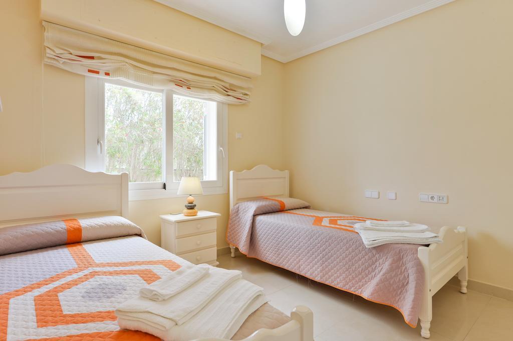 Villa Con Piscina Gigante Sant Francesc de s'Estany 部屋 写真