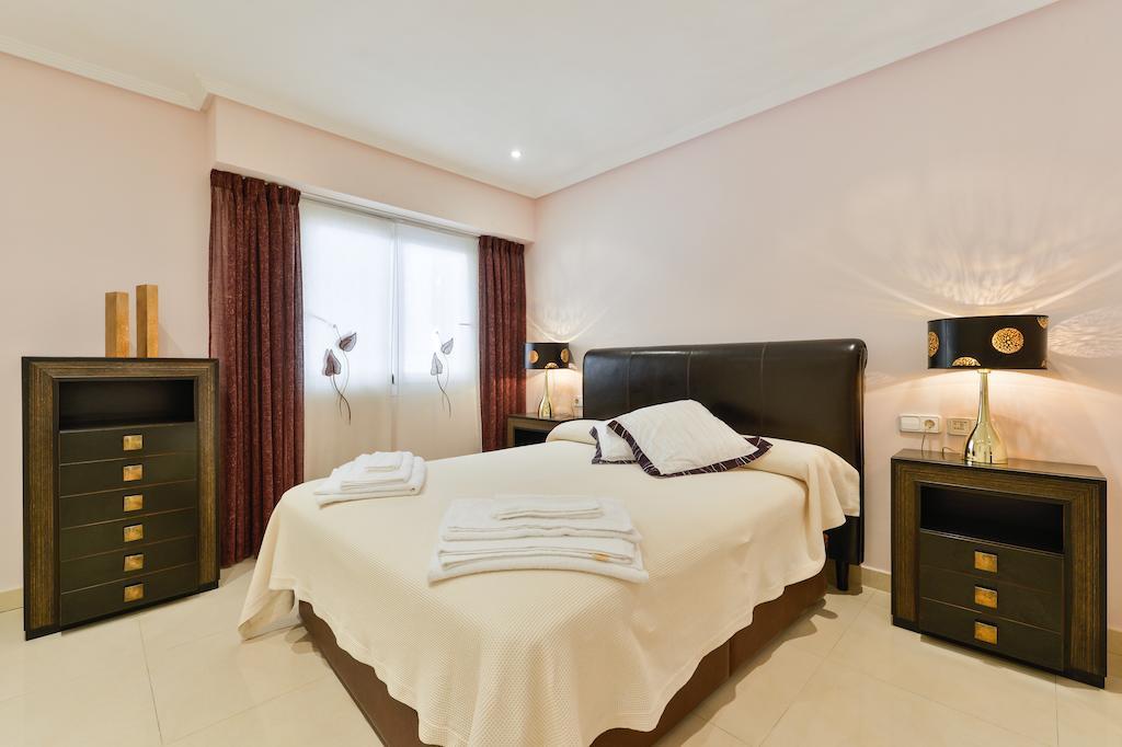 Villa Con Piscina Gigante Sant Francesc de s'Estany 部屋 写真