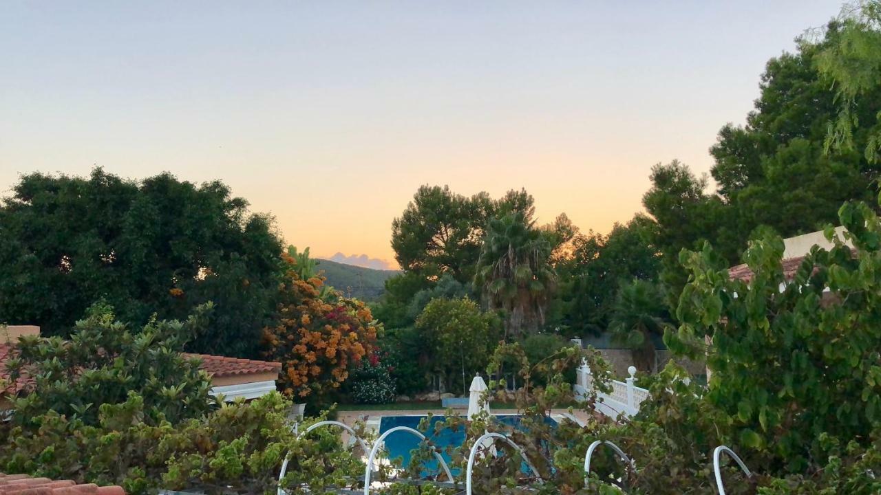Villa Con Piscina Gigante Sant Francesc de s'Estany エクステリア 写真